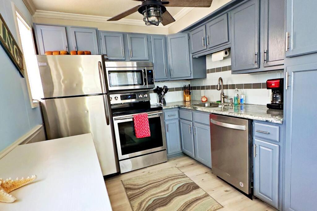 Apollo'S Escape: Your Serene Oceanfront Retreat Surfside Beach Esterno foto