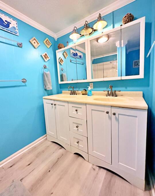 Apollo'S Escape: Your Serene Oceanfront Retreat Surfside Beach Esterno foto